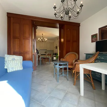 Appartamento Casa Ribot: Centro E Mare A Portata Di Mano