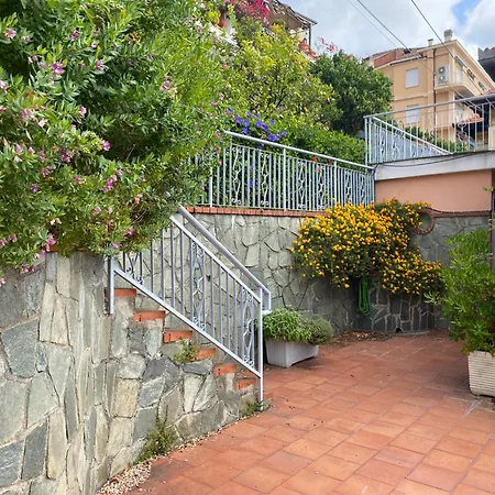 Casa Ribot: Centro E Mare A Portata Di Mano Appartamento Alassio