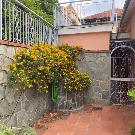 Appartamento Casa Ribot: Centro E Mare A Portata Di Mano Alassio