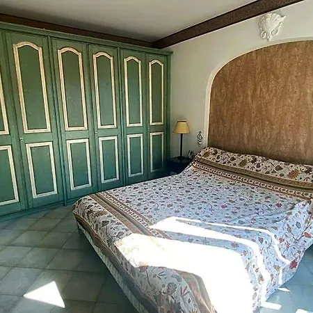 Casa Ribot: Centro E Mare A Portata Di Mano شقة ألاسيو