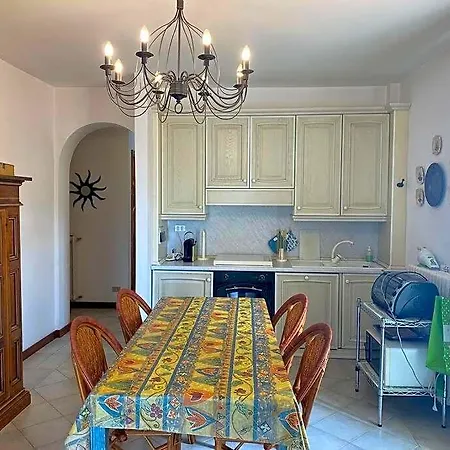 Casa Ribot: Centro E Mare A Portata Di Mano شقة