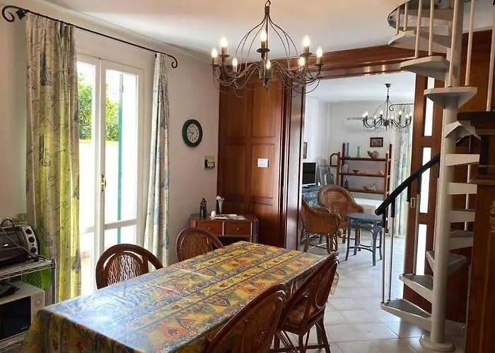 Lägenhet Casa Ribot: Centro E Mare A Portata Di Mano Alassio