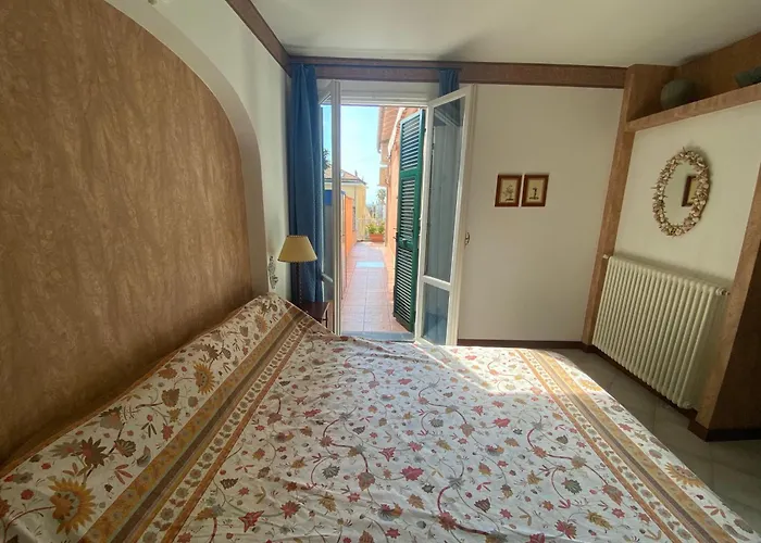 Casa Ribot: Centro E Mare A Portata Di Mano Appartement Alassio